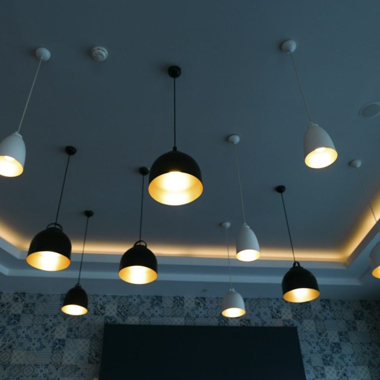 Superposition des plans architecturaux et techniques pour optimiser les interfaces et respecter la vision du projet